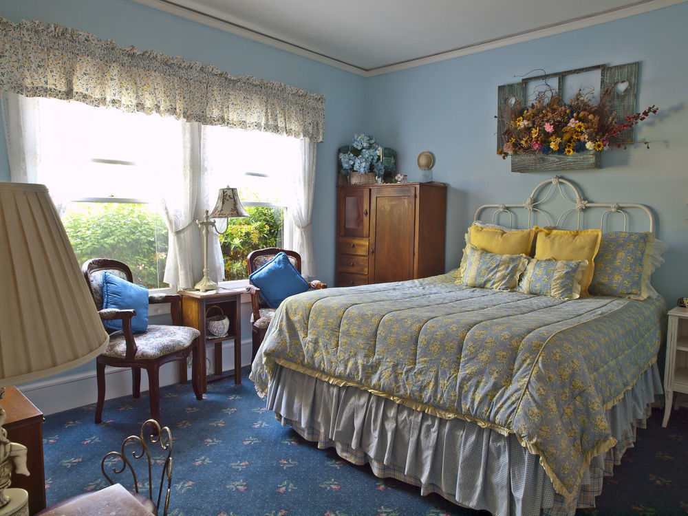 Shady Oaks Country Inn Света Елена Стая снимка